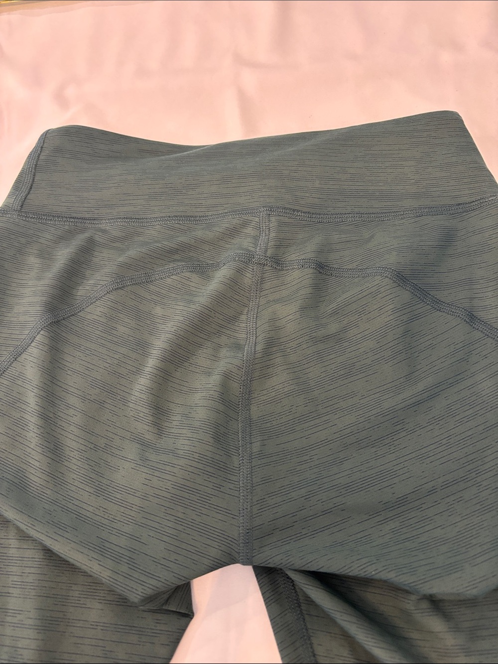 Outdoor voices women’s heather green Athleisure Leggings - size Small - Picture 4 of 4